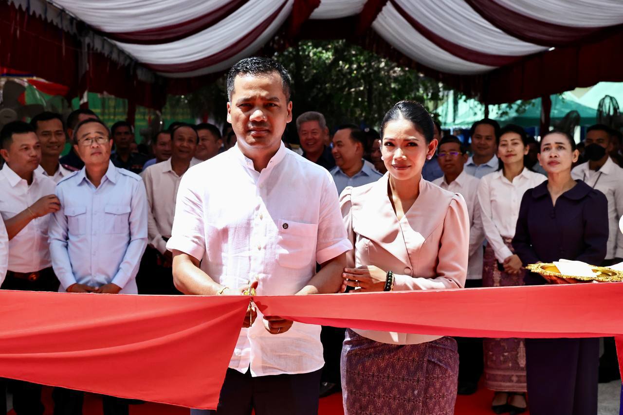 ឯកឧត្តមអភិសន្តិបណ្ឌិត ស សុខា អំពាវនាវអាណាព្យាបាល យកចិត្តទុកដាក់ជាអាទិភាពលើការអប់រំកូនចៅ ចាប់ពីថ្នាក់កុមារតូច!